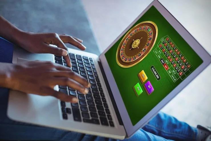 earn111 earn111 Casino: Live Tables, Slots and Cricket Betting in One Place